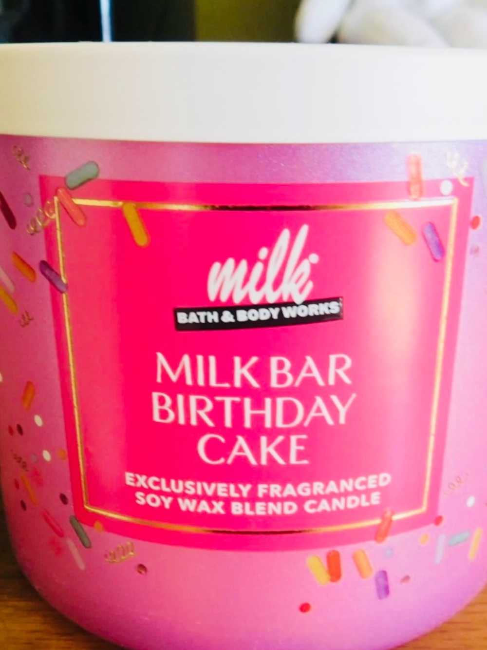 Bath & Body Works Milk Bar Birthday Cake Candle - Pink